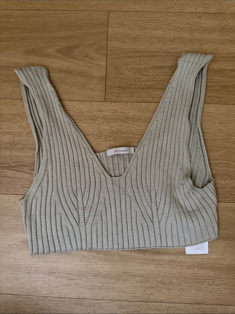 Low Classic Ribbed V-Neck Cropped Knit Tank Too in Light Sage Green